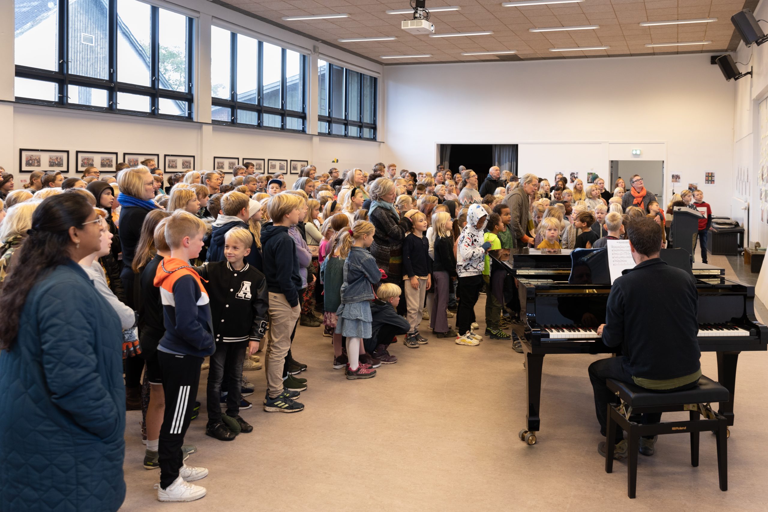 Morgensang på Sejergaardsskolen